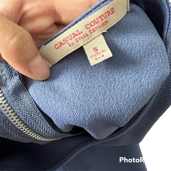 Casual Couture Blue Bell Sleeve Top with Zipper size s - Picture 3 of 3